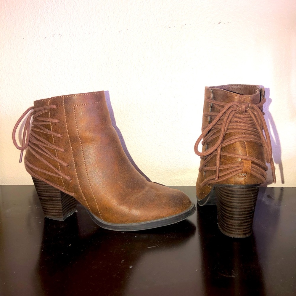 SM New York Brown Booties